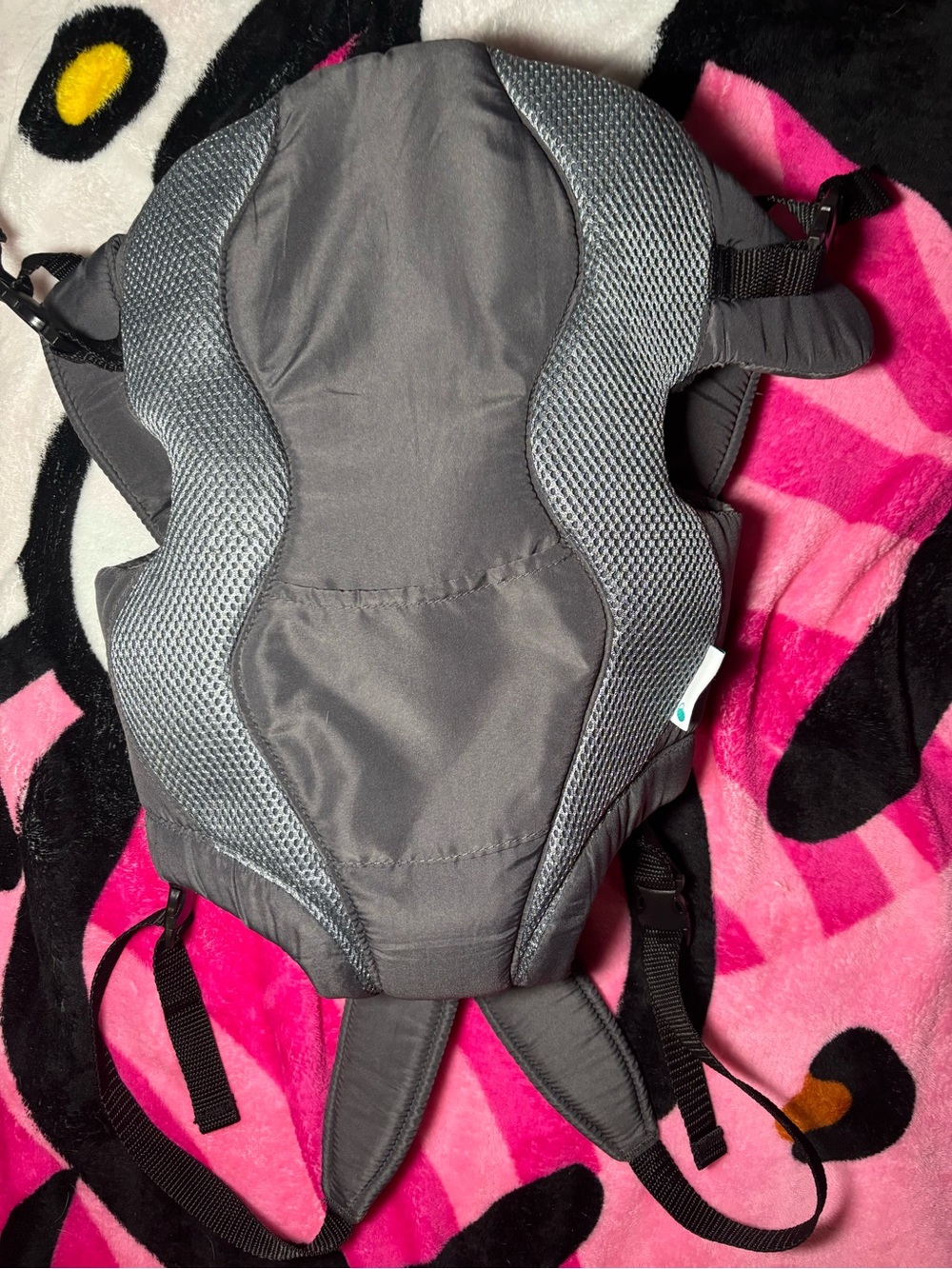Evenflo Breathable Carrier,